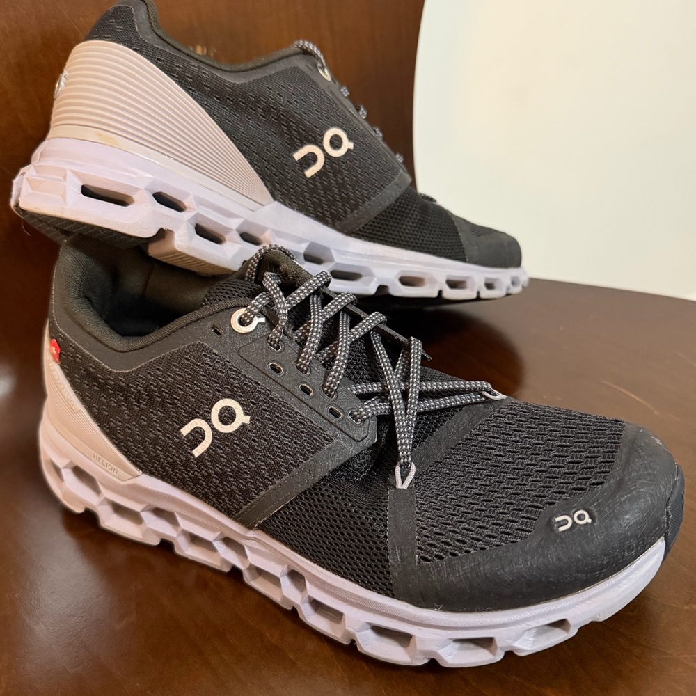 On Cloud Cloudswift Helion Womens Running Shoes